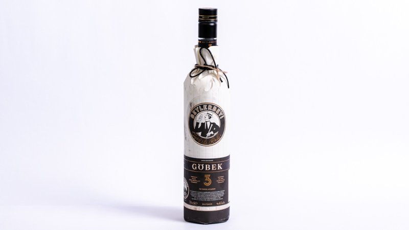 Beylerbeyi Göbek Rakı - 35CL